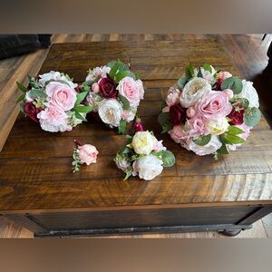 Elegant Pink and White Floral Bouquet Set